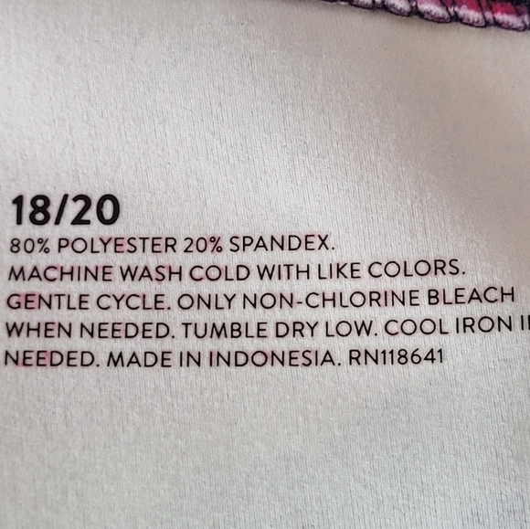 LIVI Active High-Rise Moisture Wicking Capri Legging with Pockets - Size 18/20 - Picture 7 of 7